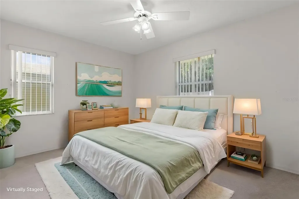 2472 Cr 447 Lake Panasoffkee FL 33538