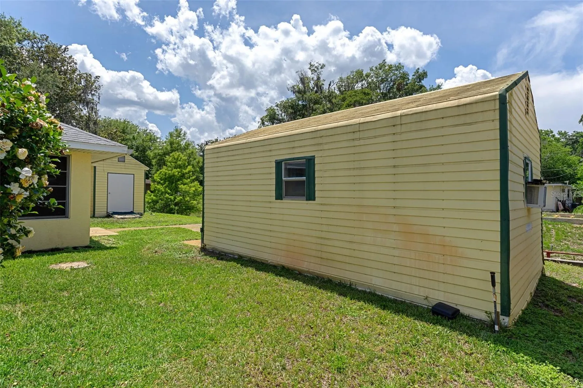 2472 Cr 447 Lake Panasoffkee FL 33538