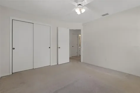2472 Cr 447 Lake Panasoffkee FL 33538