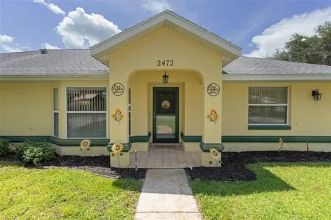 2472 Cr 447 Lake Panasoffkee FL 33538