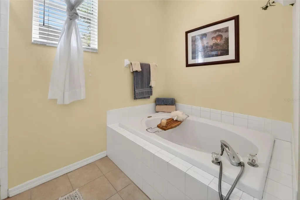 18103 Hamden Park Way Tampa FL 33647