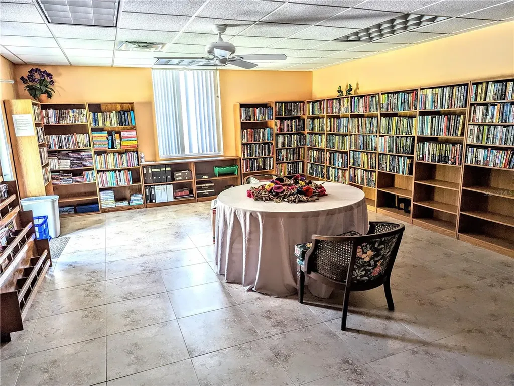 39820 Us Highway 19 N Tarpon Springs FL 34689