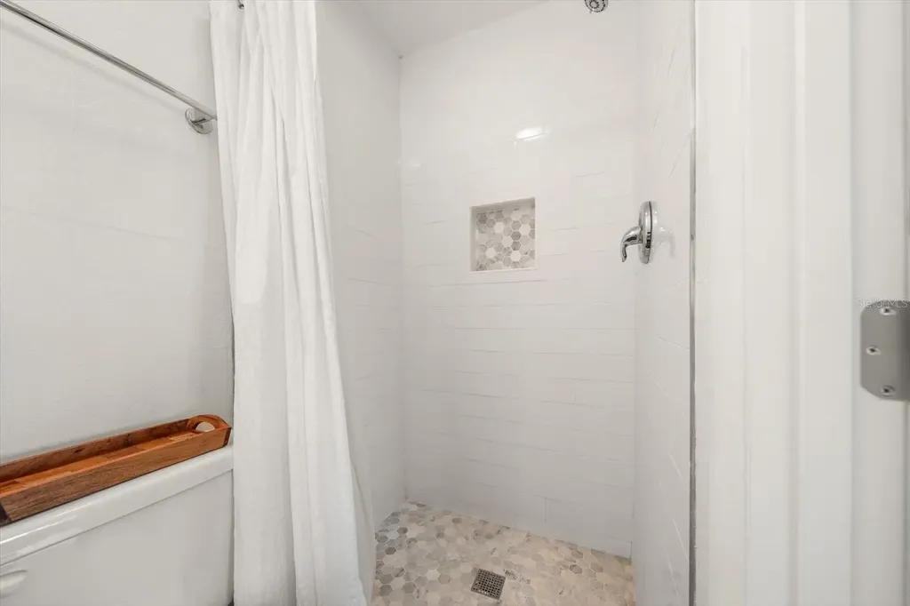 127 11th Avenue Indian Rocks Beach FL 33785