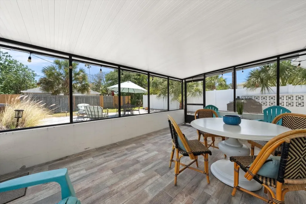 127 11th Avenue Indian Rocks Beach FL 33785