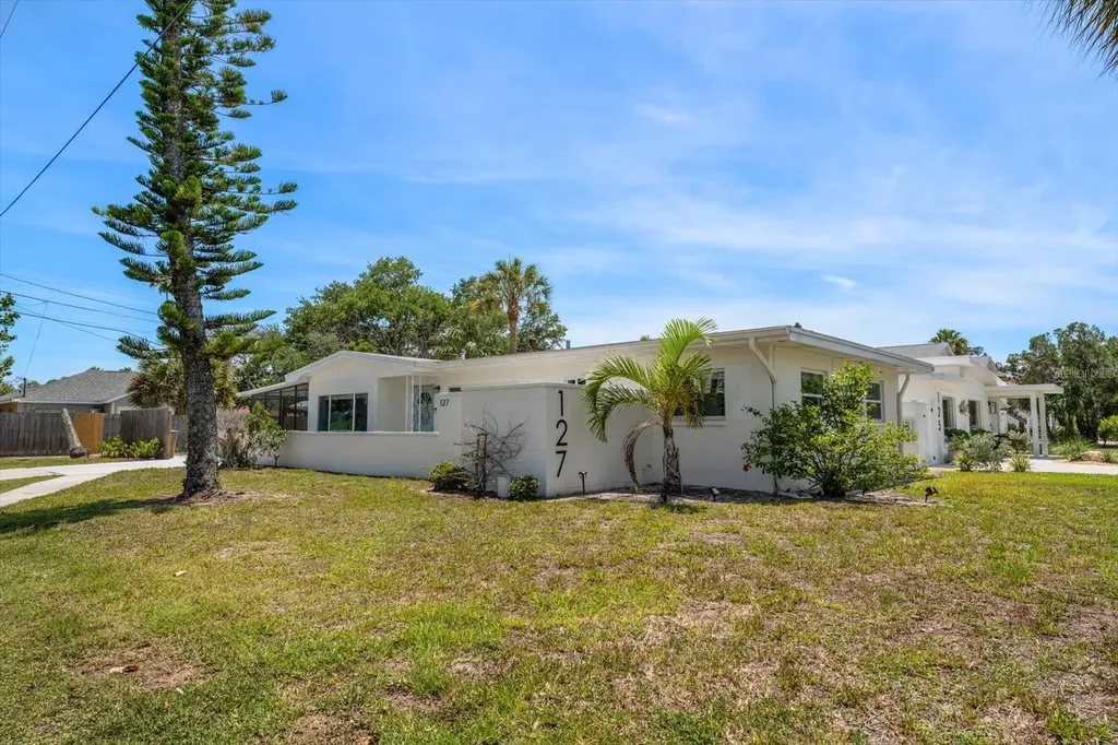 127 11th Avenue Indian Rocks Beach FL 33785