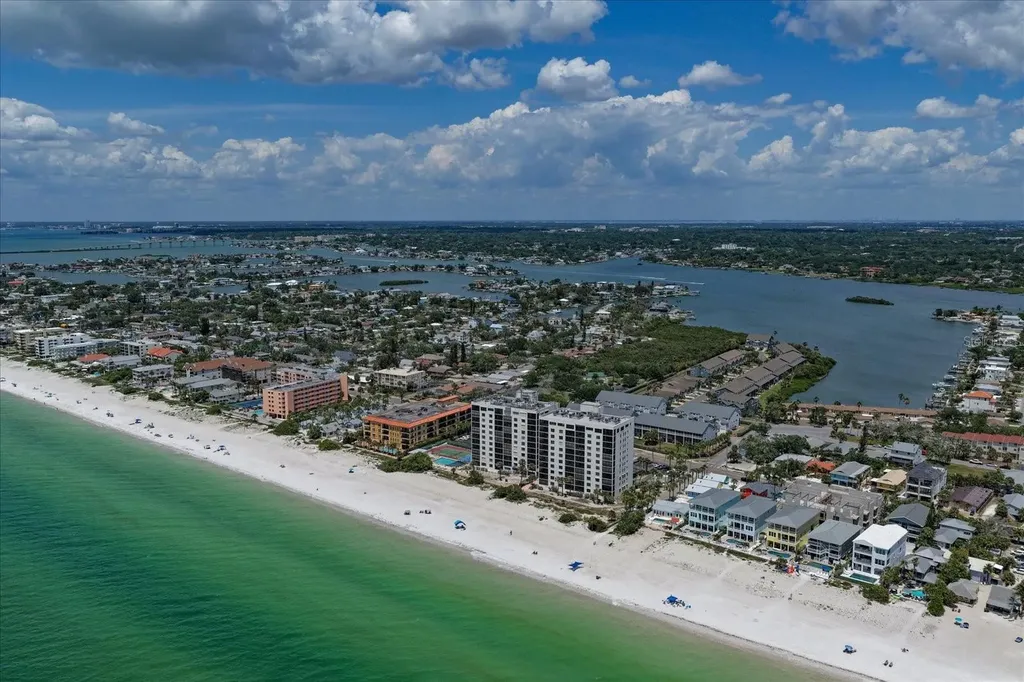127 11th Avenue Indian Rocks Beach FL 33785