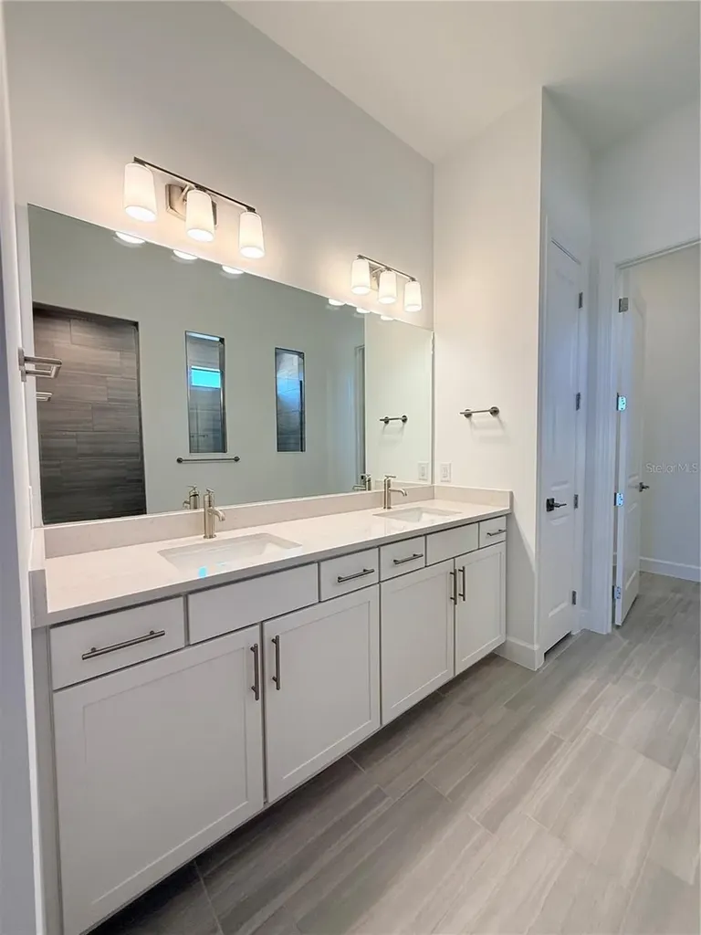 4821 Long Point Run Lakewood Ranch FL 34211