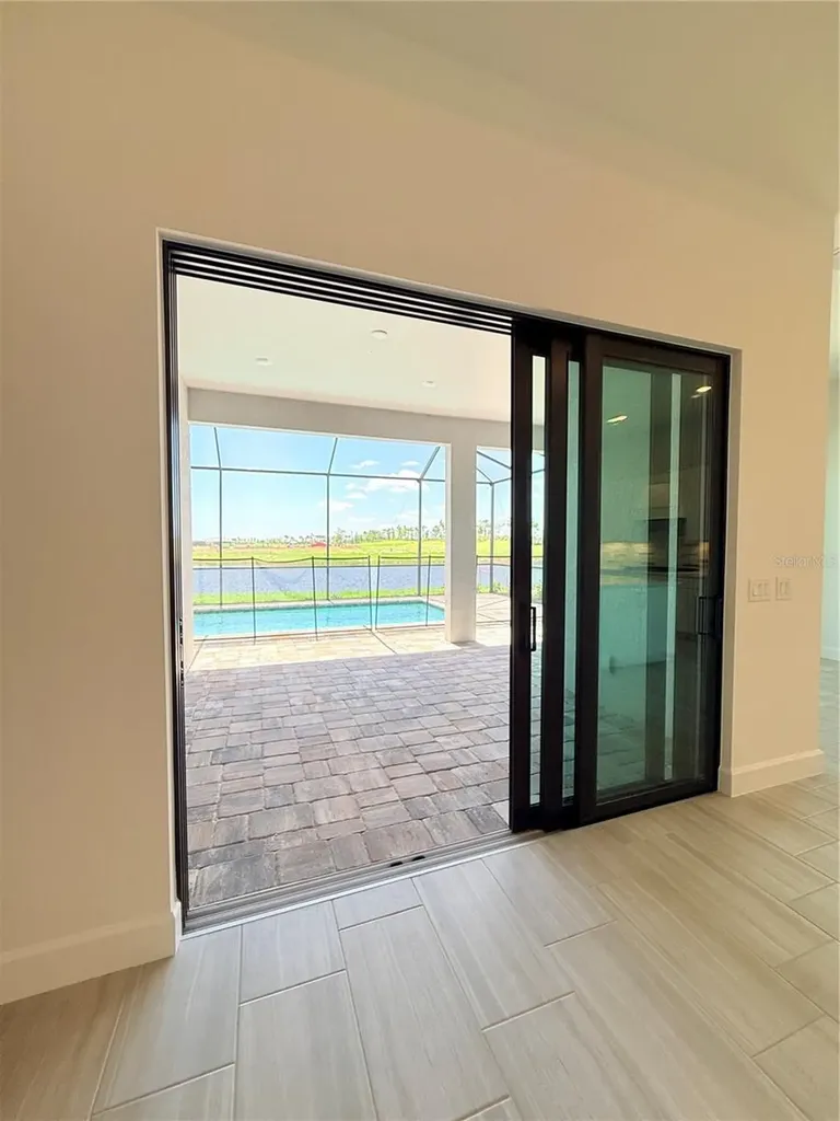 4821 Long Point Run Lakewood Ranch FL 34211