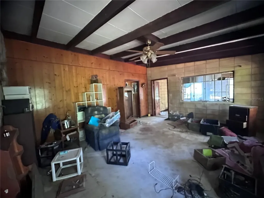 9315 E Treasure Island Avenue Leesburg FL 34788