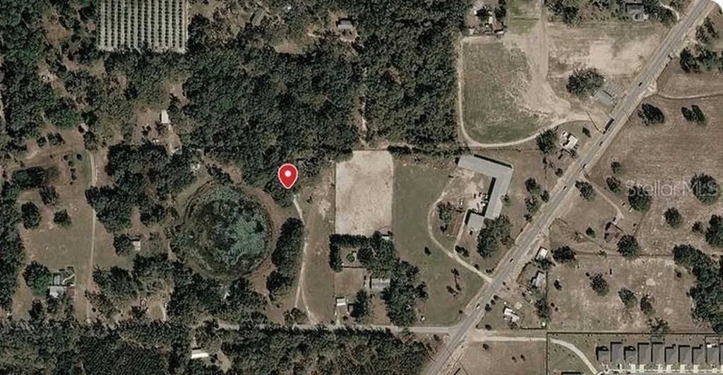 9315 E Treasure Island Avenue Leesburg FL 34788