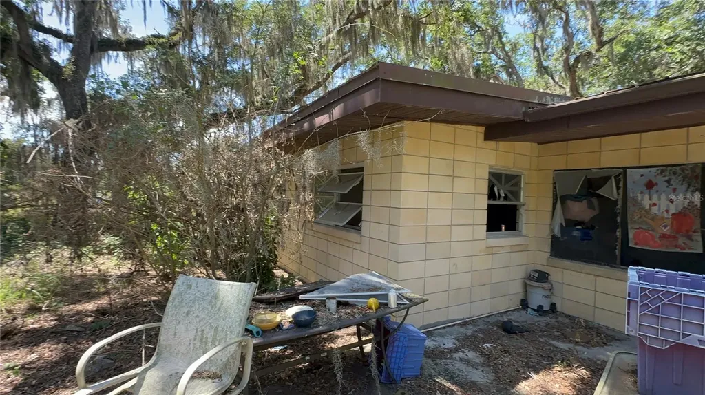 9315 E Treasure Island Avenue Leesburg FL 34788