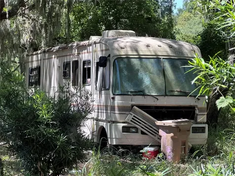 9315 E Treasure Island Avenue Leesburg FL 34788