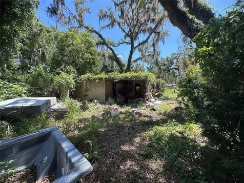 9315 E Treasure Island Avenue Leesburg FL 34788