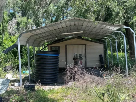 9315 E Treasure Island Avenue Leesburg FL 34788