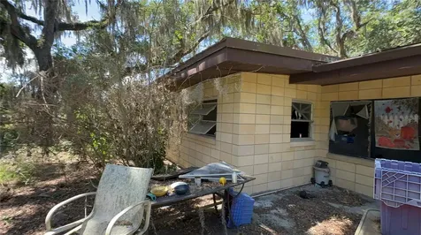 9315 E Treasure Island Avenue Leesburg FL 34788