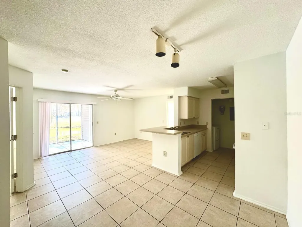 1222 Bermuda Lakes Lane Kissimmee FL 34741