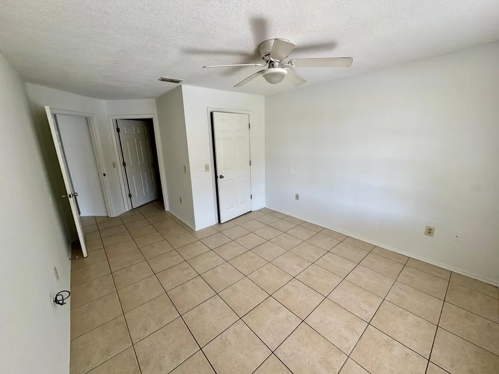 1222 Bermuda Lakes Lane Kissimmee FL 34741