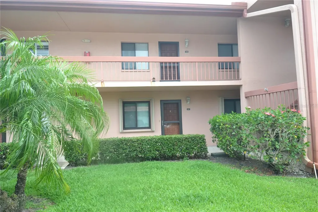 161 Lakeside Drive Oldsmar FL 34677