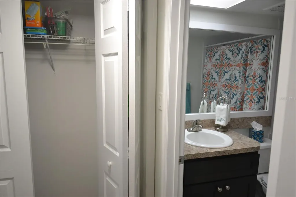 161 Lakeside Drive Oldsmar FL 34677
