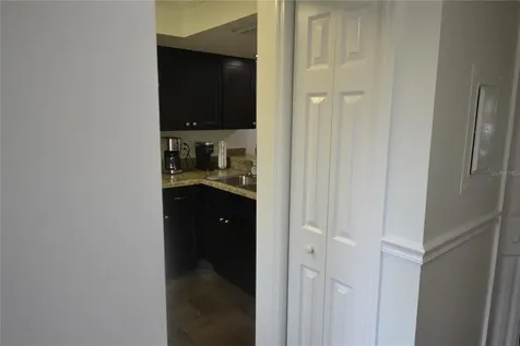 161 Lakeside Drive Oldsmar FL 34677