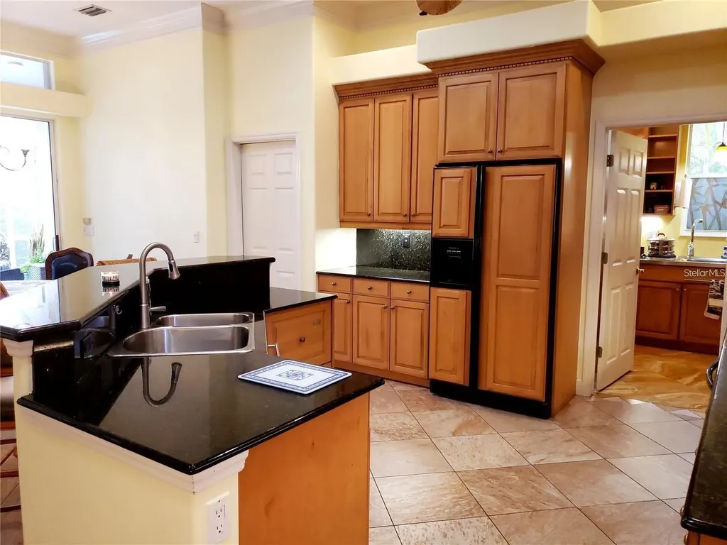 5125 Magnolia Pond Drive Sarasota FL 34233