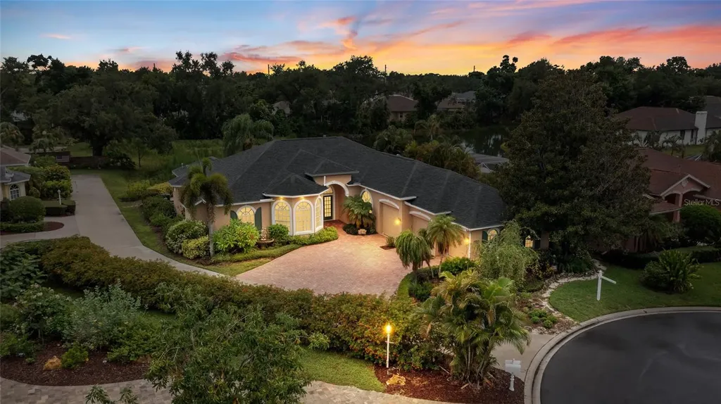 5125 Magnolia Pond Drive Sarasota FL 34233