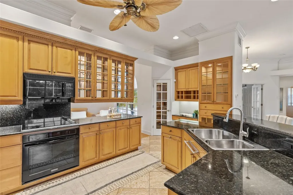 5125 Magnolia Pond Drive Sarasota FL 34233