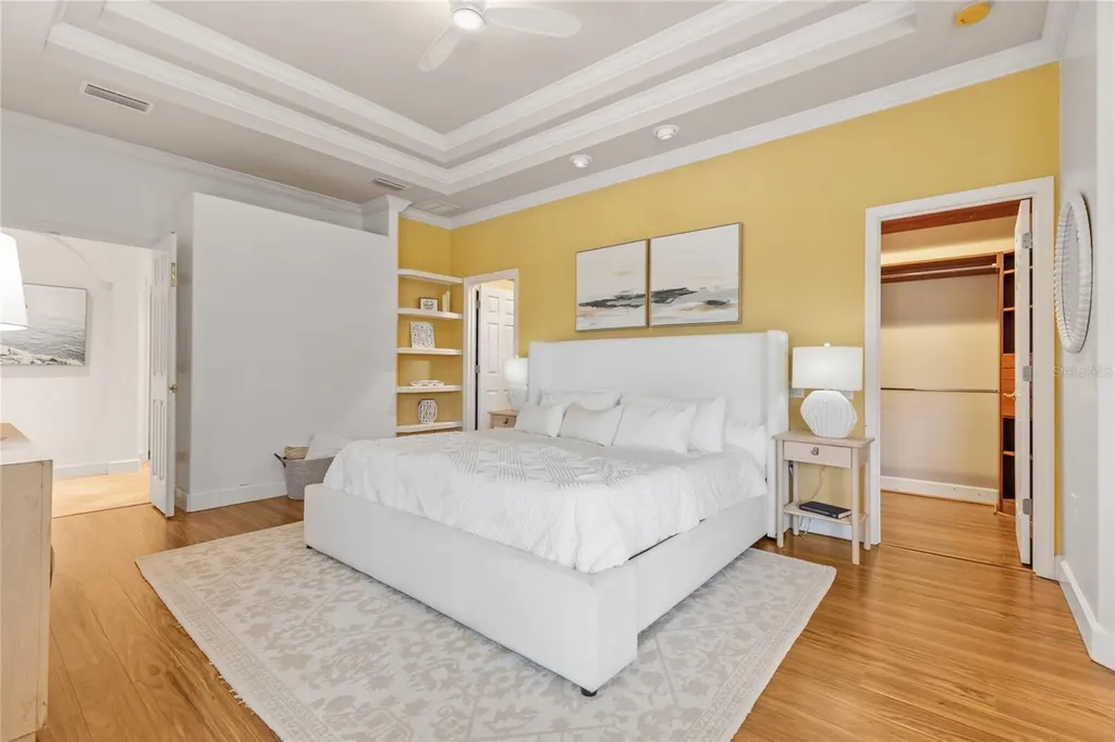 5125 Magnolia Pond Drive Sarasota FL 34233