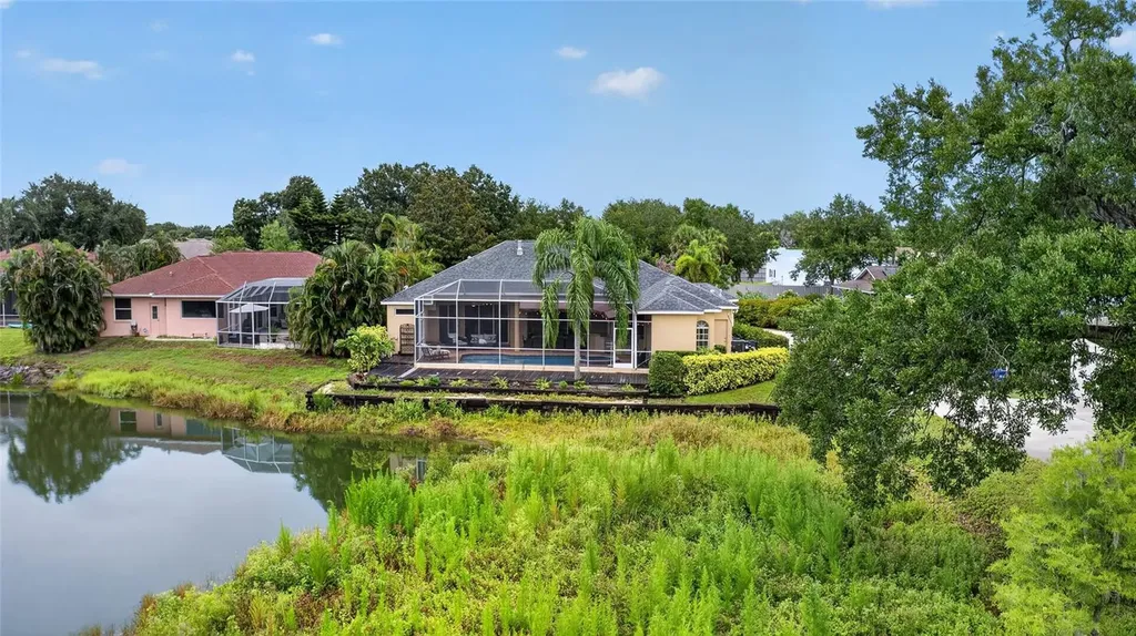 5125 Magnolia Pond Drive Sarasota FL 34233