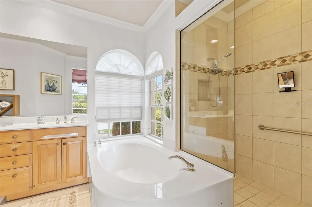 5125 Magnolia Pond Drive Sarasota FL 34233