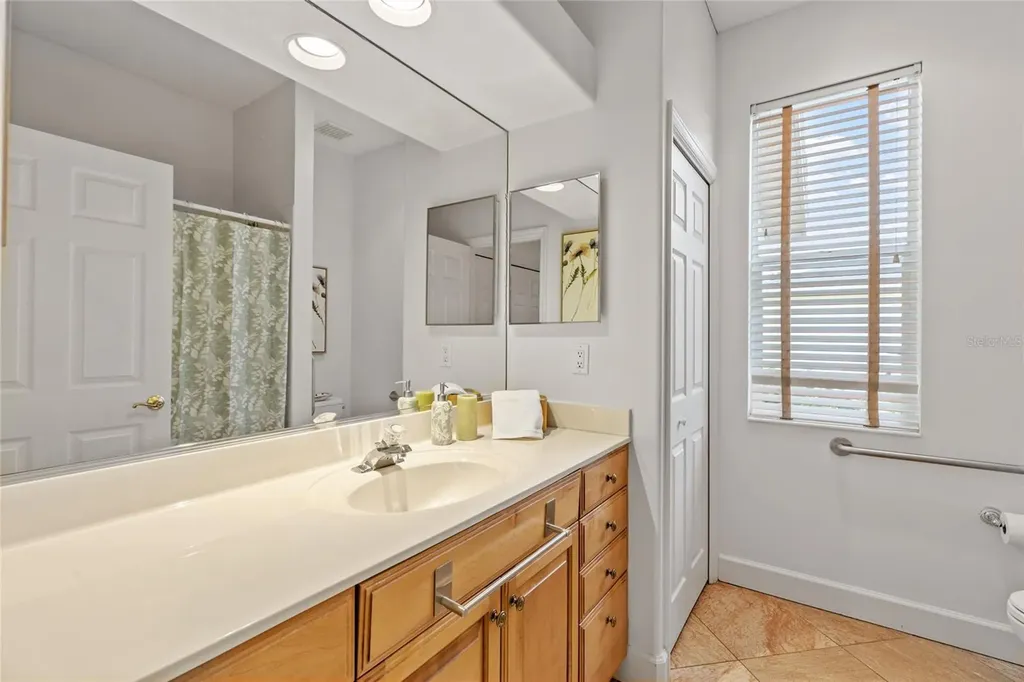 5125 Magnolia Pond Drive Sarasota FL 34233