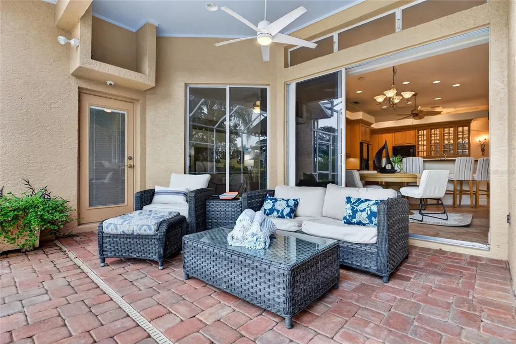 5125 Magnolia Pond Drive Sarasota FL 34233