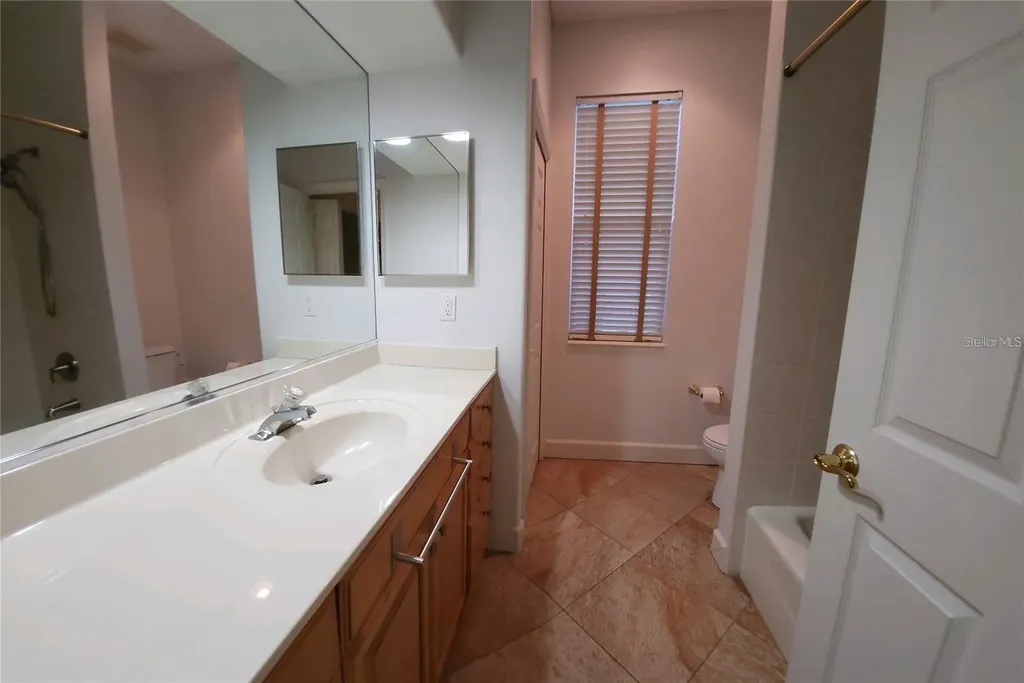 5125 Magnolia Pond Drive Sarasota FL 34233