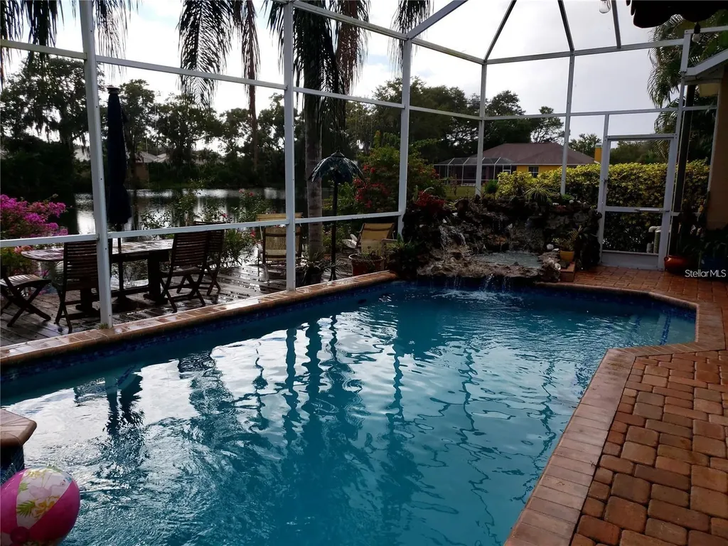 5125 Magnolia Pond Drive Sarasota FL 34233