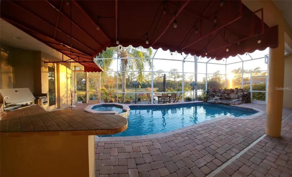 5125 Magnolia Pond Drive Sarasota FL 34233