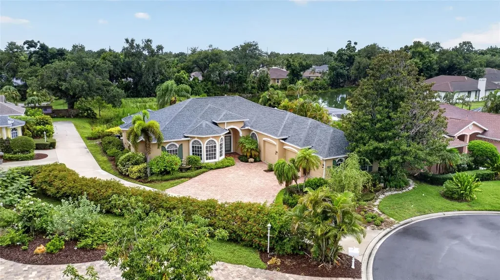 5125 Magnolia Pond Drive Sarasota FL 34233