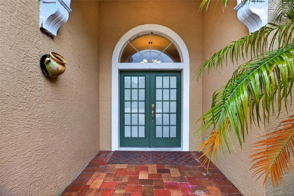 5125 Magnolia Pond Drive Sarasota FL 34233