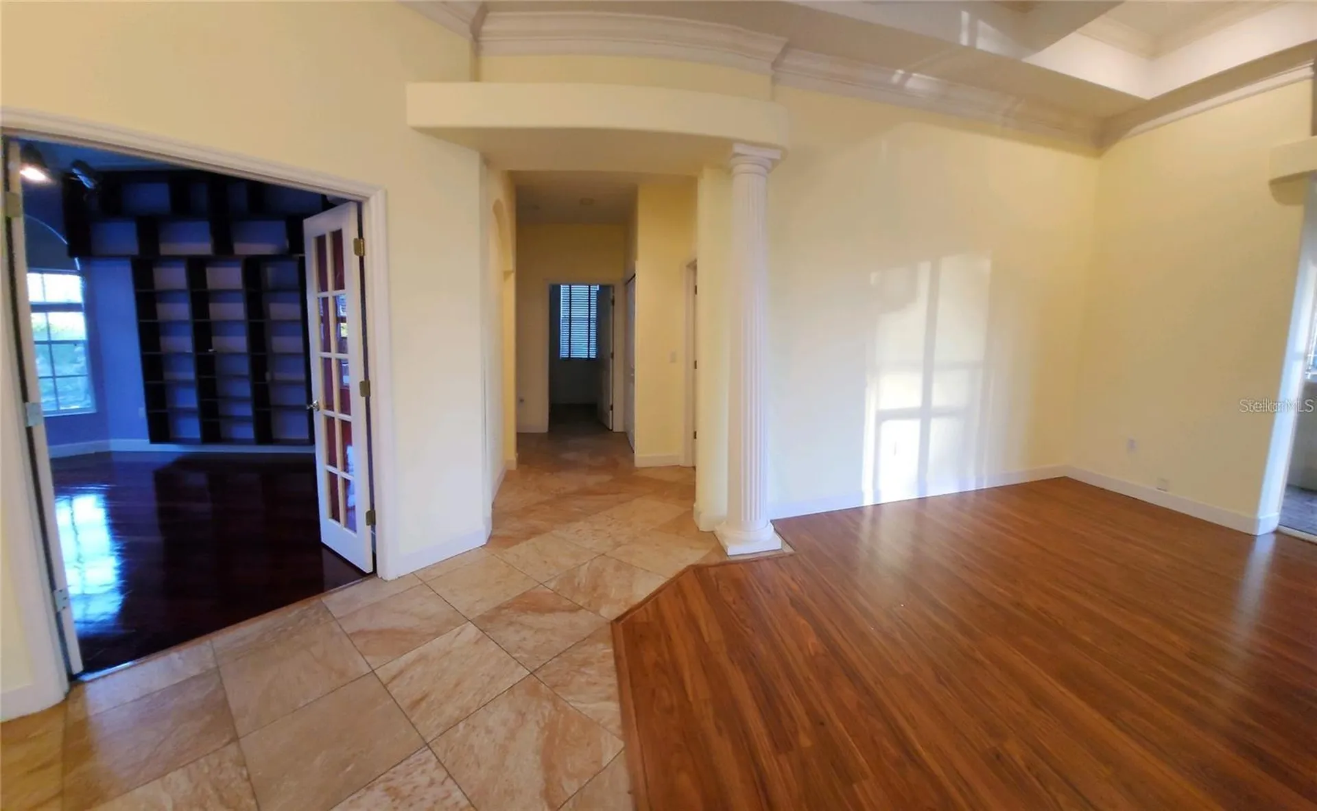 5125 Magnolia Pond Drive Sarasota FL 34233