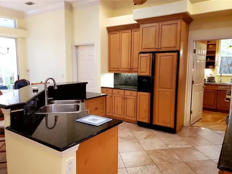 5125 Magnolia Pond Drive Sarasota FL 34233