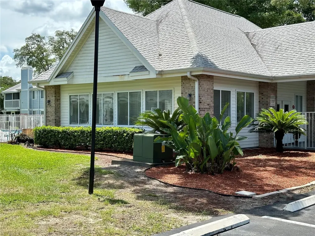 5300 White Cliff Lane Orlando FL 32812