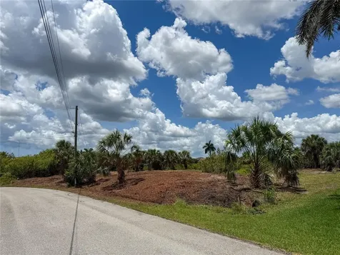 14235 Fruitport Circle Port Charlotte FL 33981