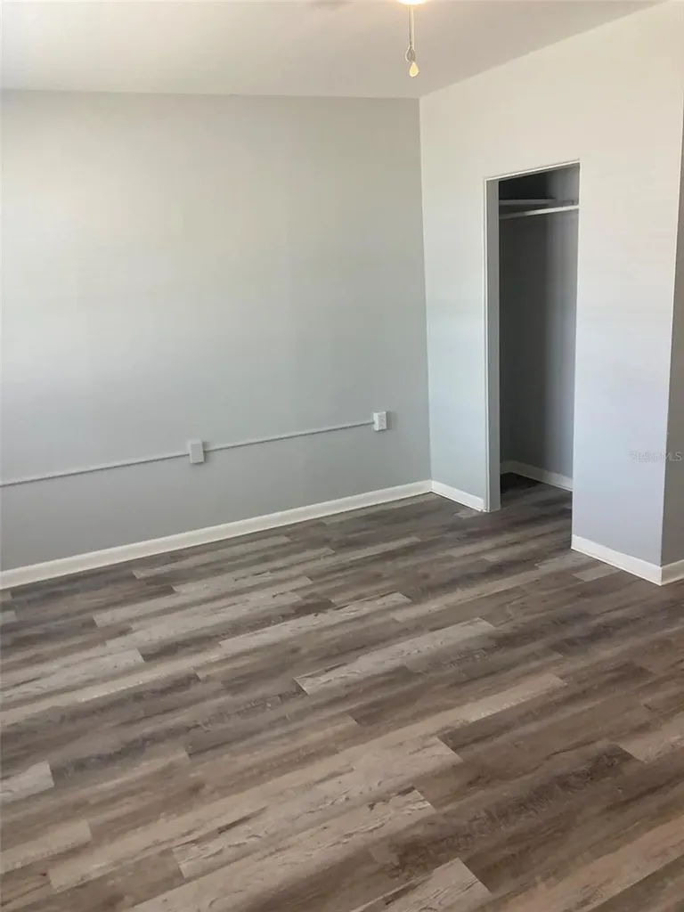 1401 E Alfred Street Tavares FL 32778
