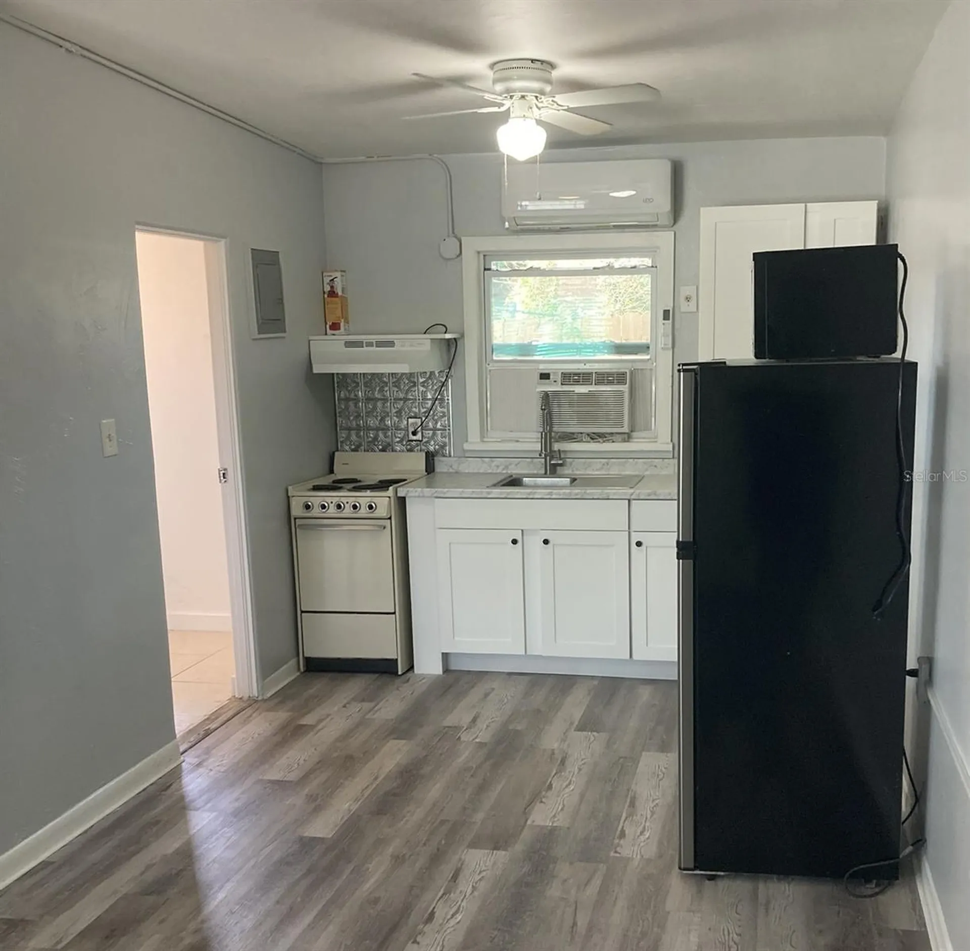 1401 E Alfred Street Tavares FL 32778