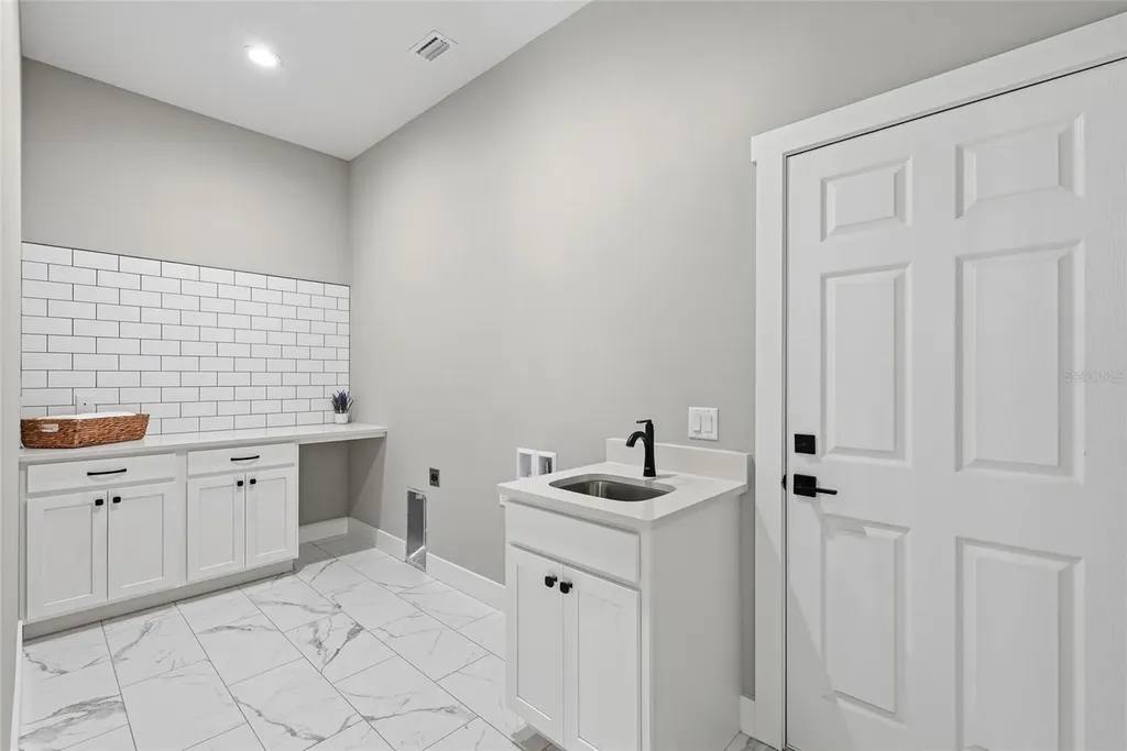 19825 NW 257th Terrace High Springs FL 32643