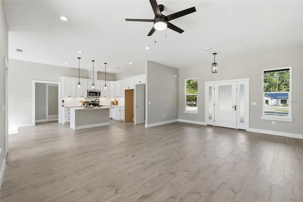 19825 NW 257th Terrace High Springs FL 32643