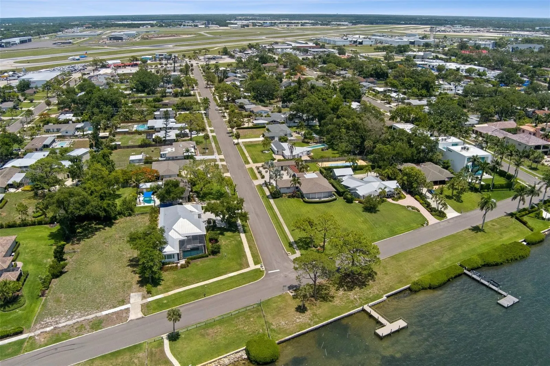 322 Suwanee Avenue Sarasota FL 34243