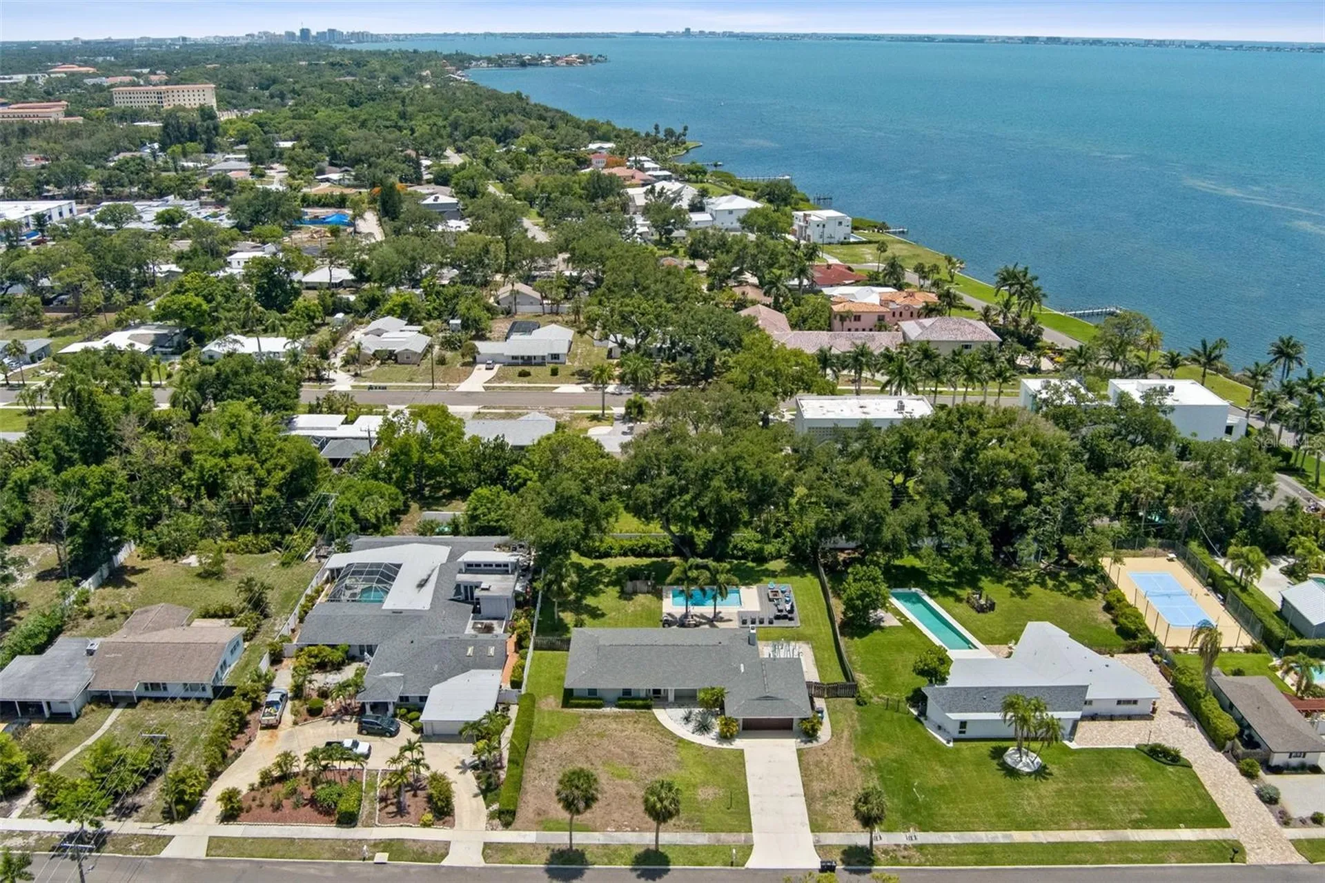 322 Suwanee Avenue Sarasota FL 34243