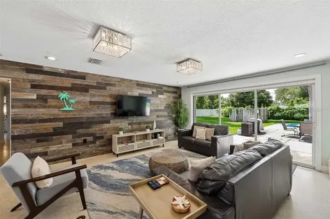 322 Suwanee Avenue Sarasota FL 34243