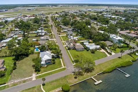 322 Suwanee Avenue Sarasota FL 34243