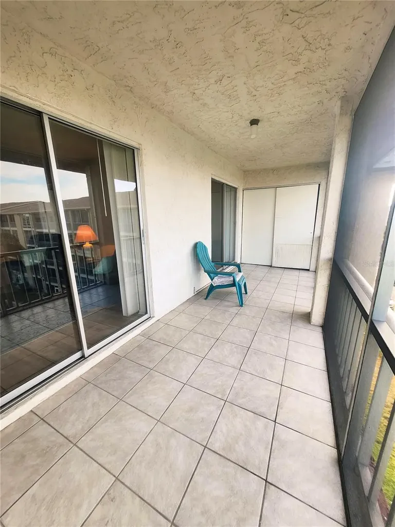 3973 Lake Bayshore Drive Bradenton FL 34205